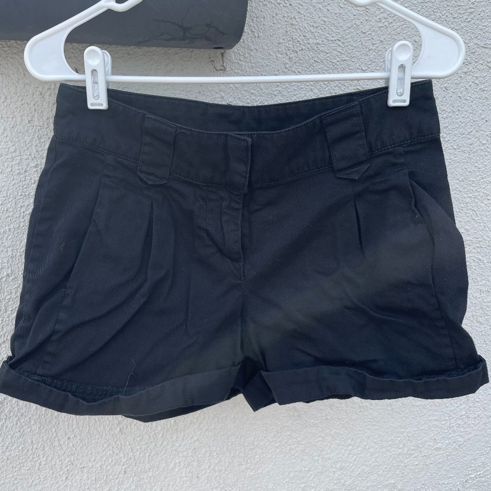 Women's 6 H&M Black Shorts